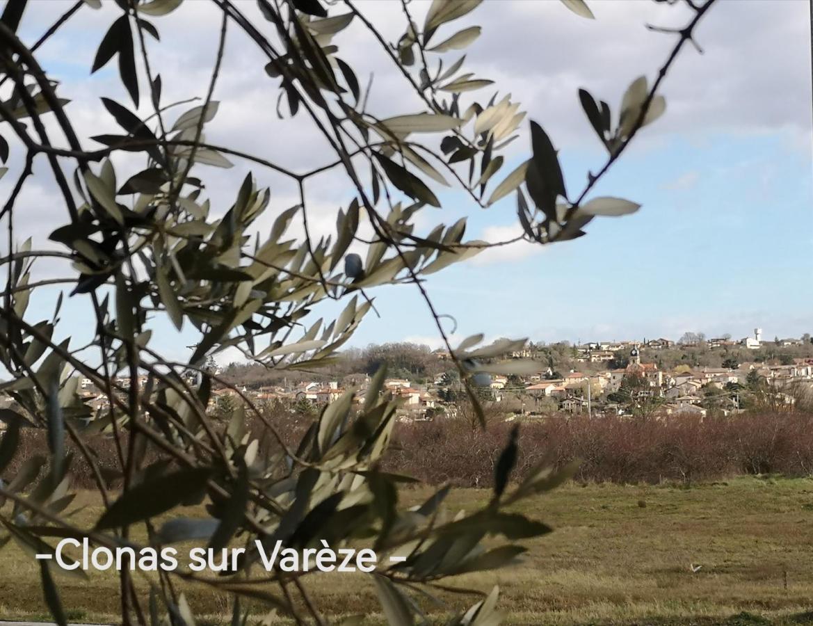 Comme A La Maison Clonas-sur-Vareze Экстерьер фото