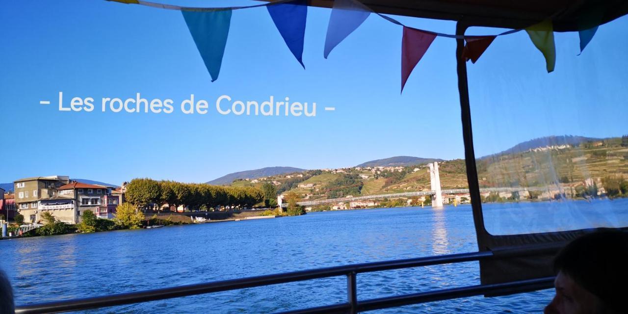 Comme A La Maison Clonas-sur-Vareze Экстерьер фото